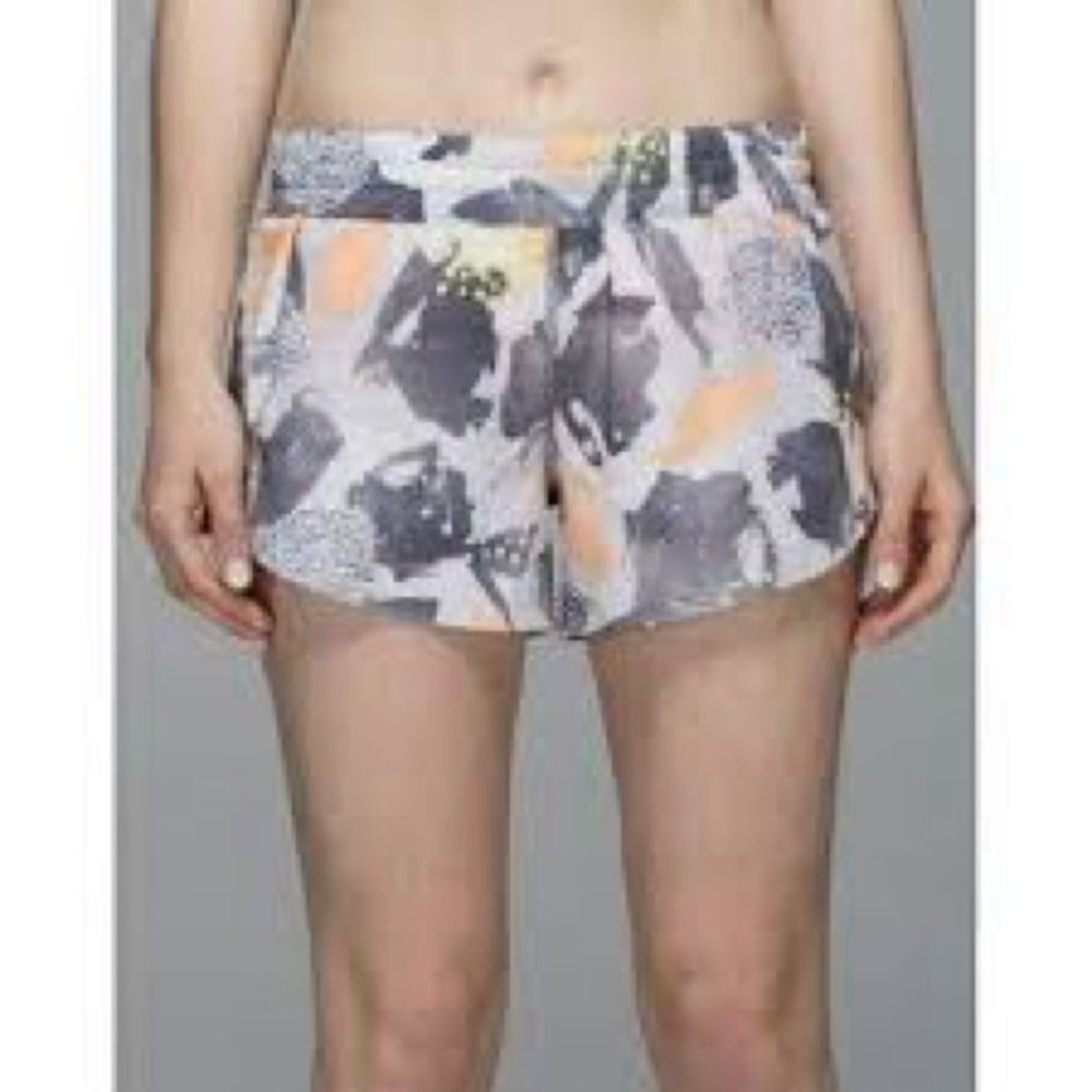 Lululemon Pleat To Street Short in the Mini Art Pop White Multi/Peach Fuzz